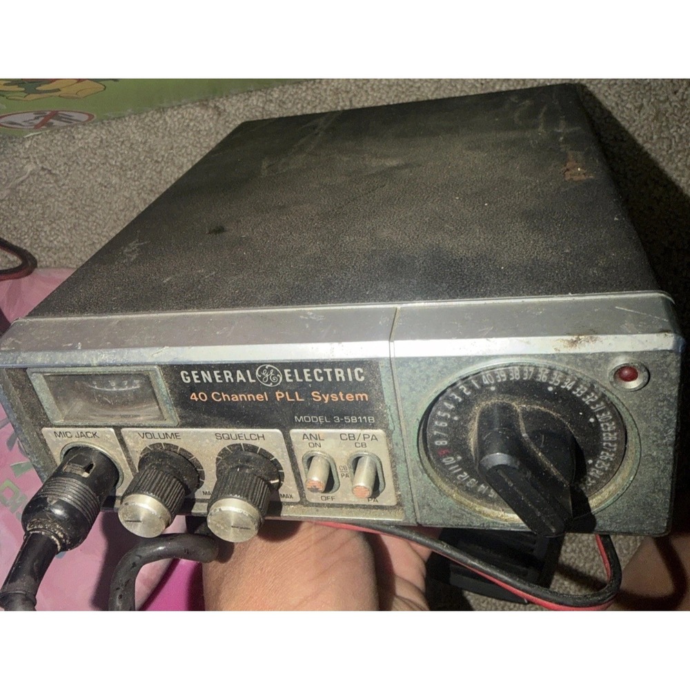 General Electric 40 Channel PLL System 3-5801A 3-5811B W/ Mic CB Radios Untested - Picture 2 of 6